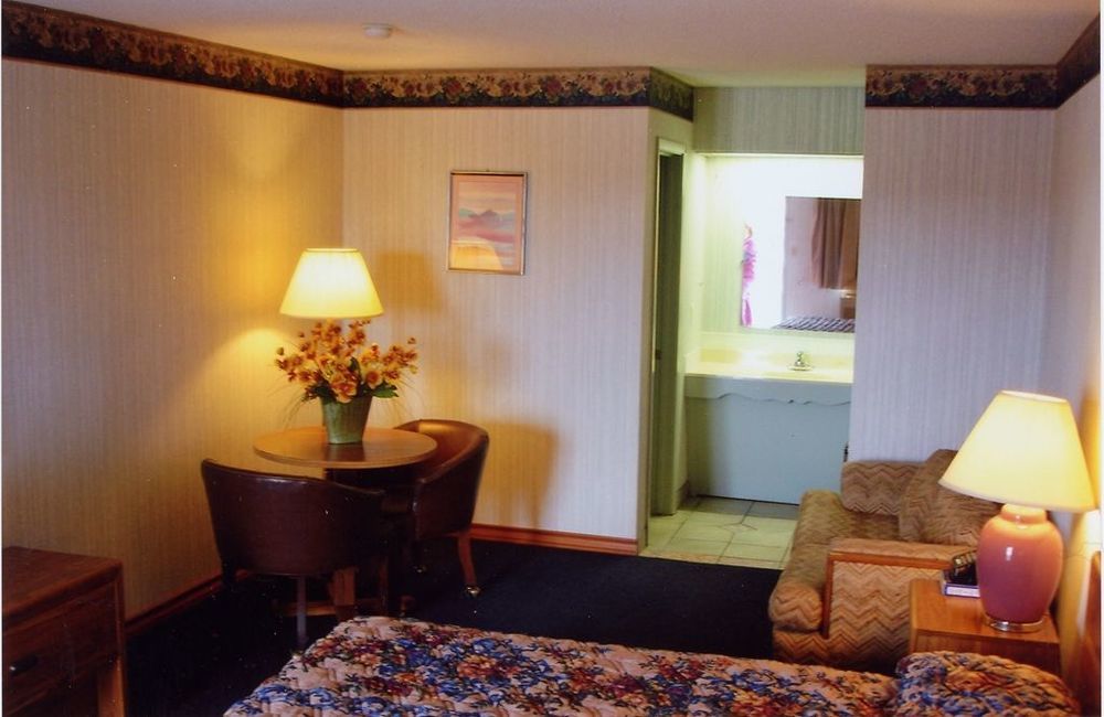 Hillcrest Inn & Suites Ozona Pokój zdjęcie